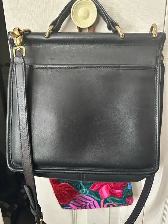 Vintage Coach Willis 9927 crossbody Bag - Picture 3 of 5